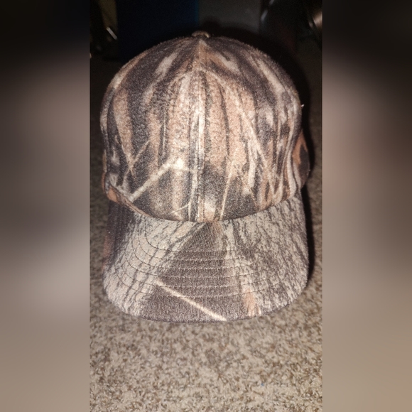 Whitewater Outdoors Hardwood Camo Cap Thinsulate Insulated Hat Ear Flaps - Picture 3 of 13